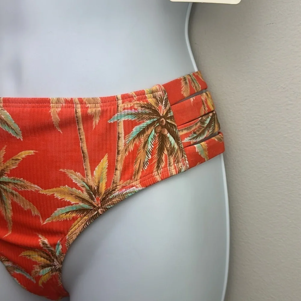 NEW Body Glove Bikini in Sunset Print Nuevo Contempo Bottoms Baby Love Top Small